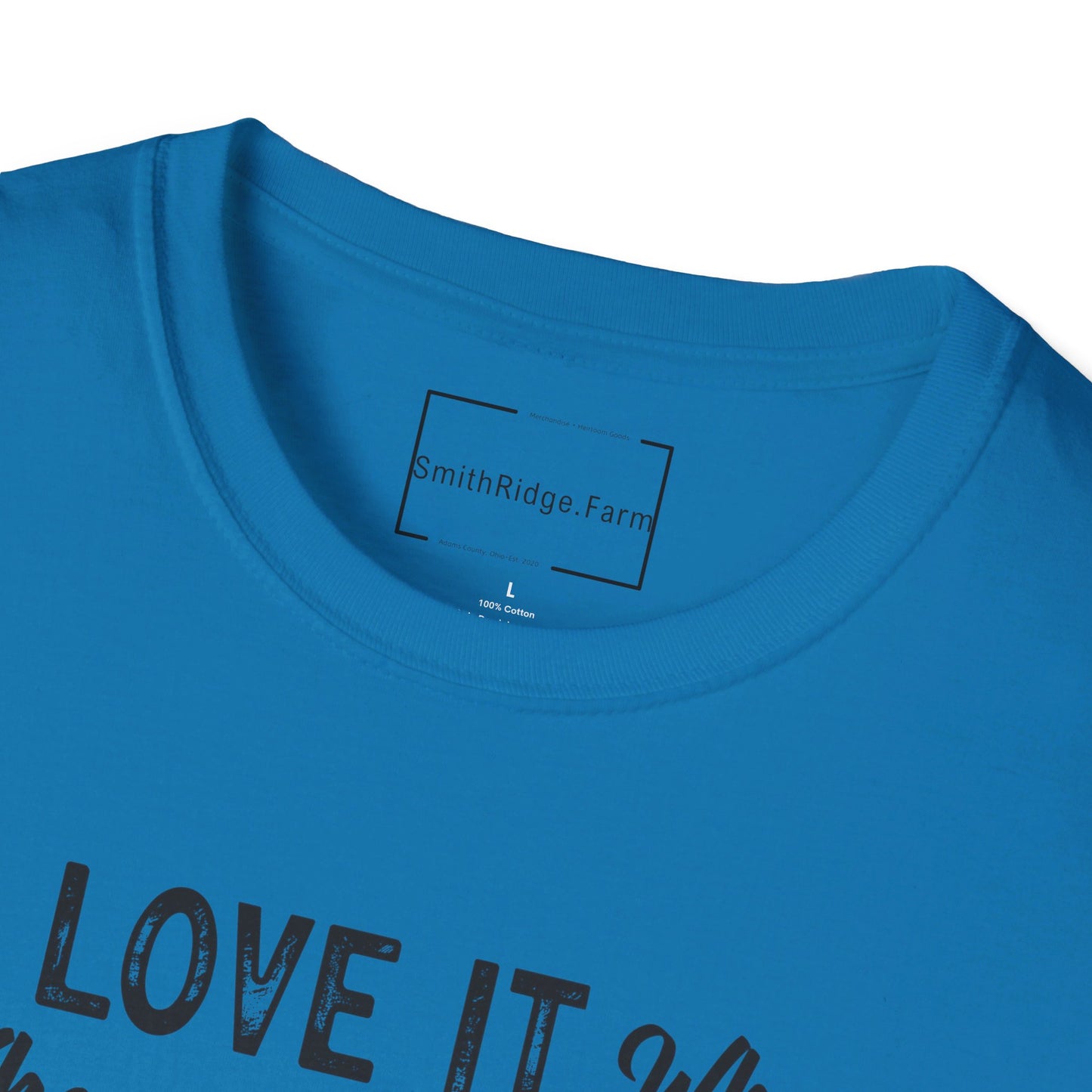 I LOVE IT WHEN SHE BENDS OVER. FISHING HUMOR. Cotton, Short Sleeve, Crew Neck Tee.
