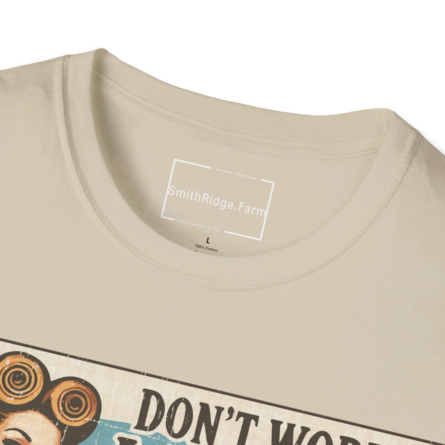 DON'T WORRY LAUNDRY, NOBODY'S DOING ME EITHER. Cotton, Short Sleeve, Crew Neck Tee.