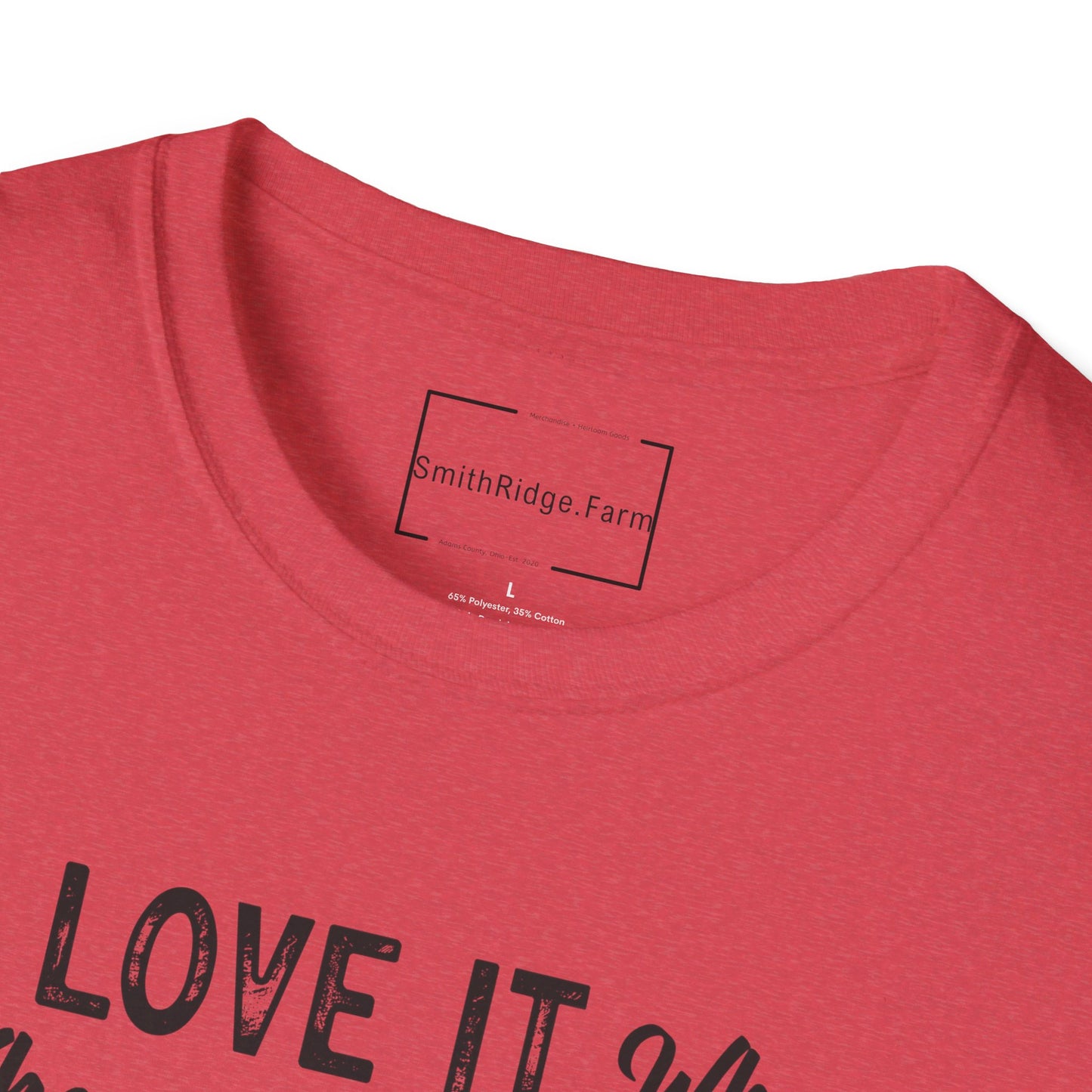 I LOVE IT WHEN SHE BENDS OVER. FISHING HUMOR. Cotton, Short Sleeve, Crew Neck Tee.
