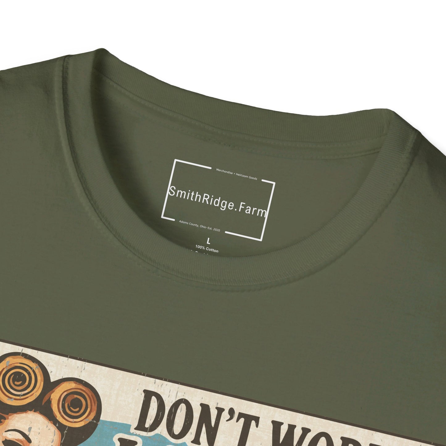 DON'T WORRY LAUNDRY, NOBODY'S DOING ME EITHER. Cotton, Short Sleeve, Crew Neck Tee.