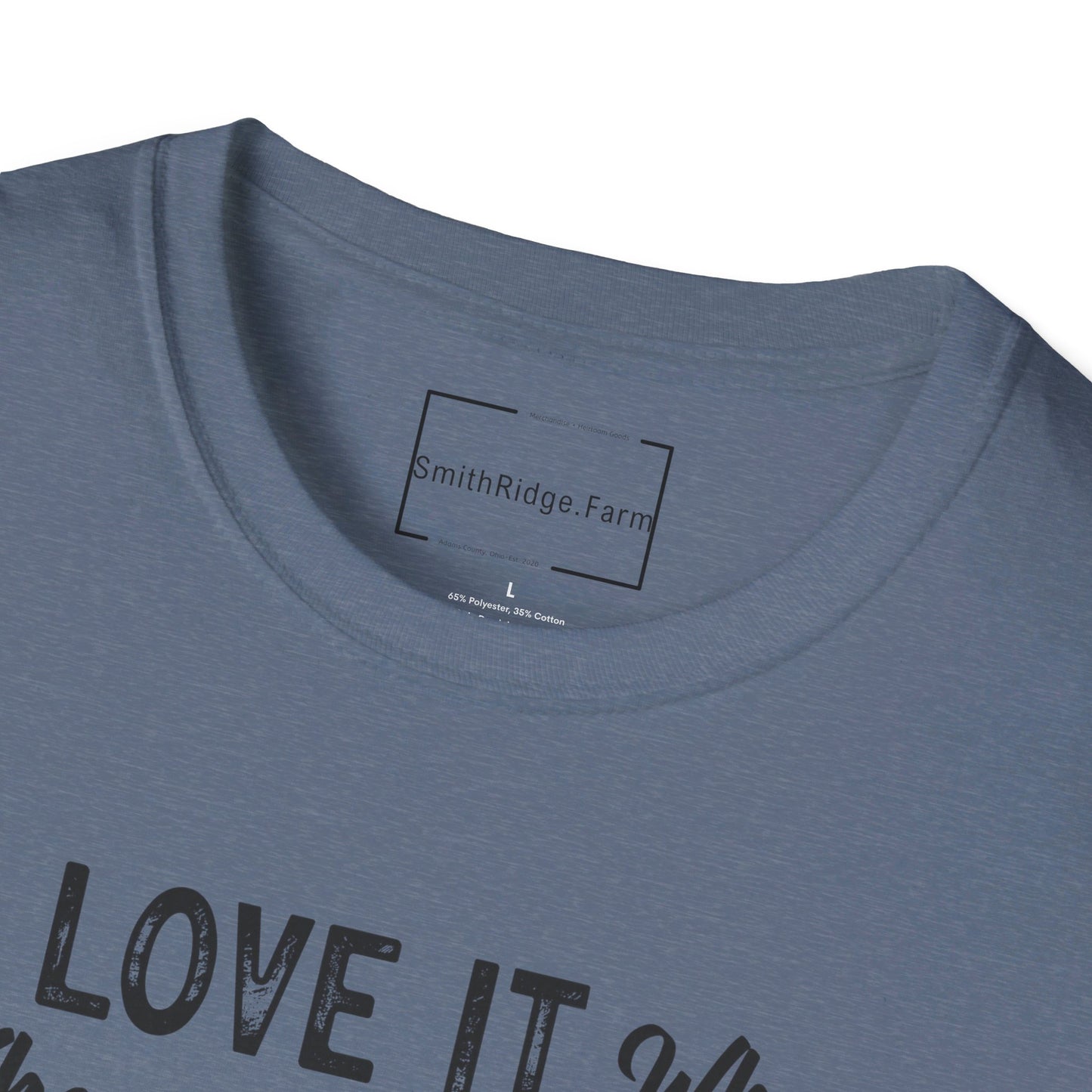 I LOVE IT WHEN SHE BENDS OVER. FISHING HUMOR. Cotton, Short Sleeve, Crew Neck Tee.