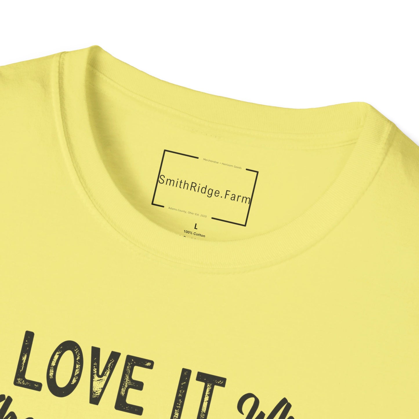 I LOVE IT WHEN SHE BENDS OVER. FISHING HUMOR. Cotton, Short Sleeve, Crew Neck Tee.