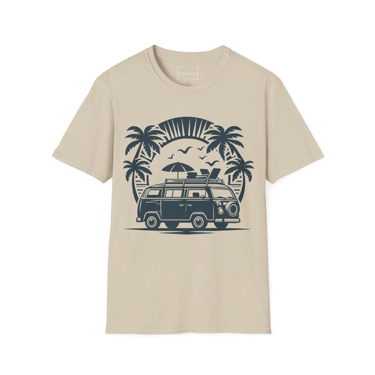 VINTAGE VOLKSWAGON ON THE BEACH. Cotton, Short Sleeve, Crew Neck Tee.